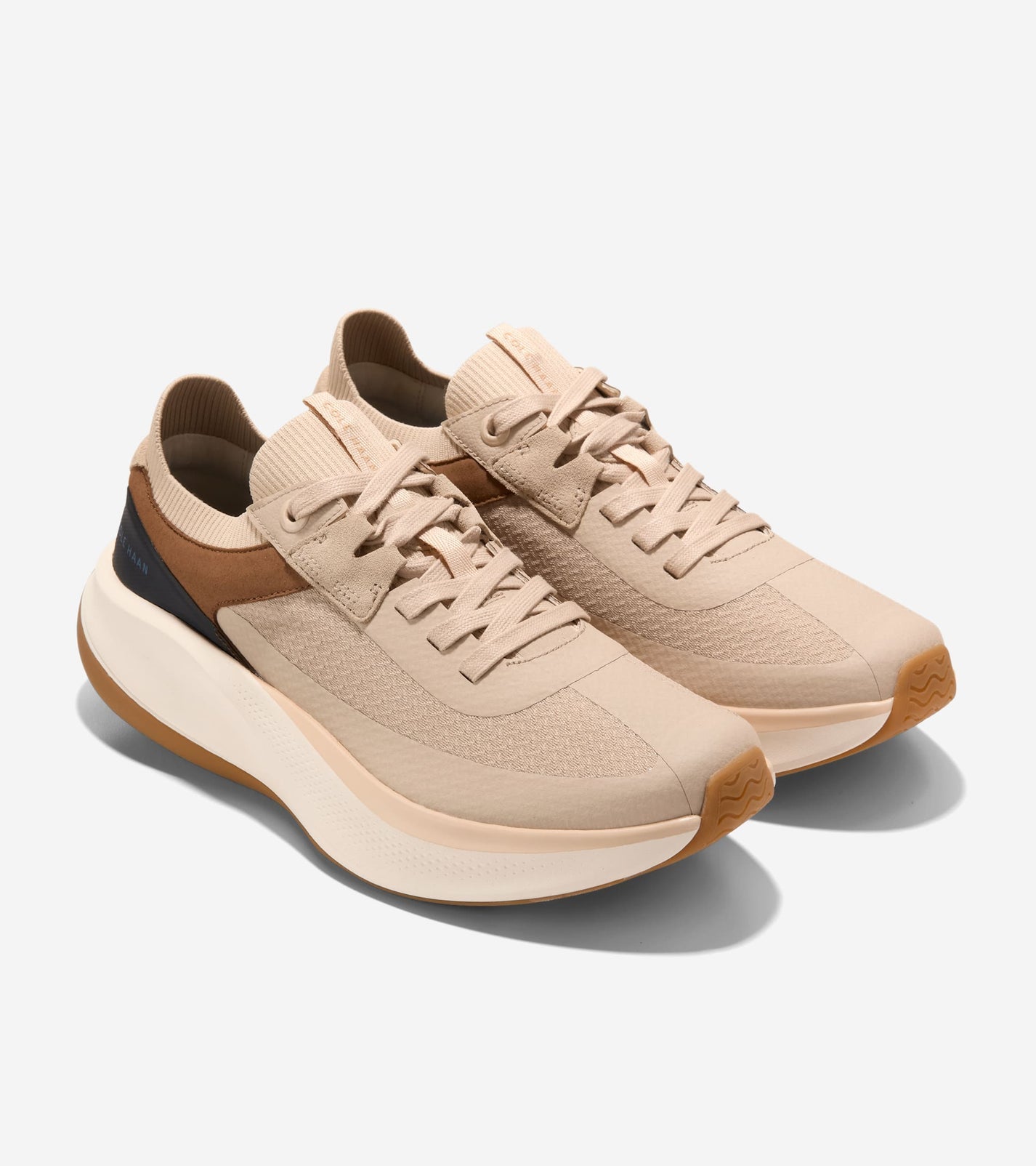 C42042:Men's GrandPrø All-Day Running Shoes