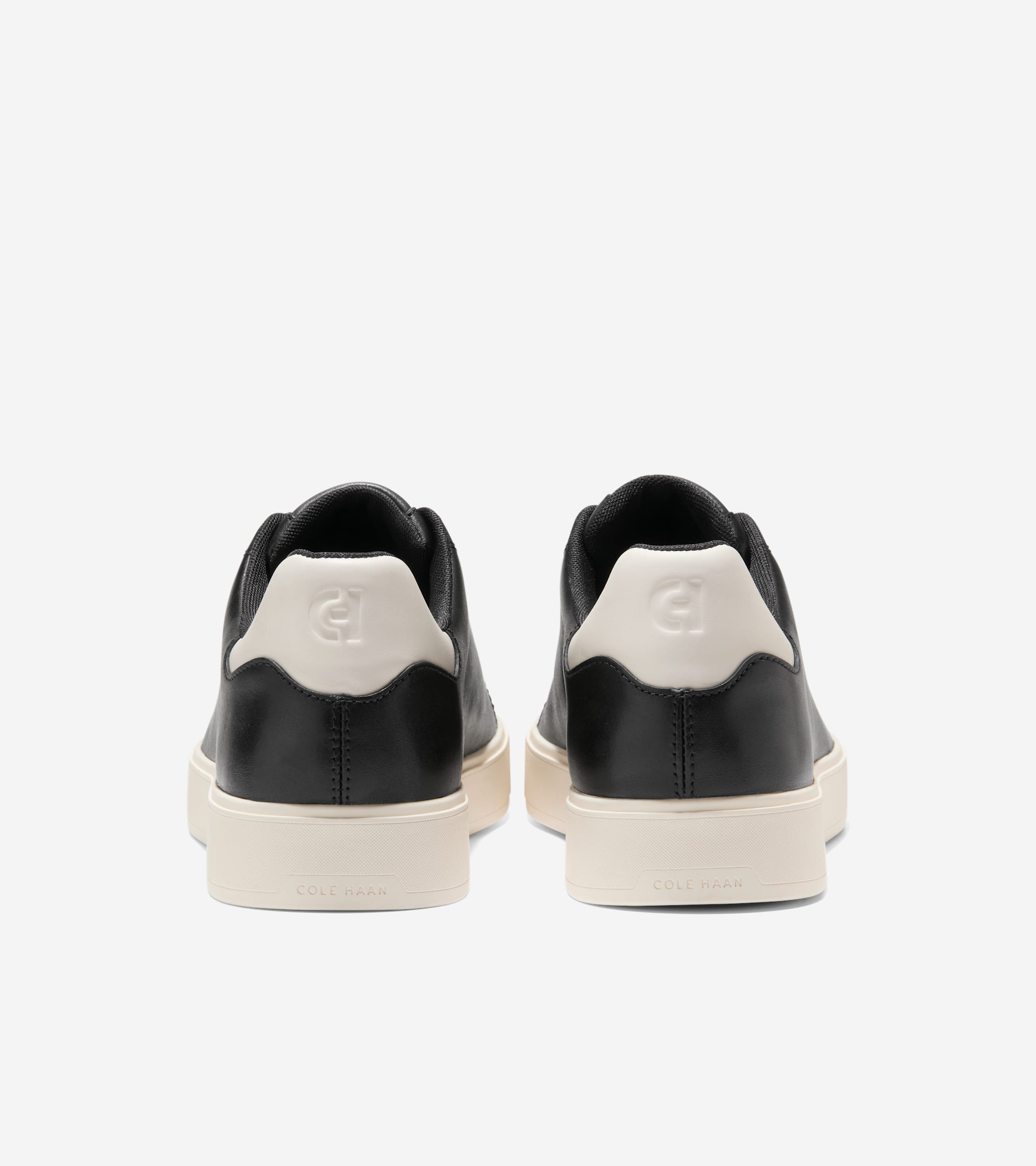 C40819:BLACK / IVORY