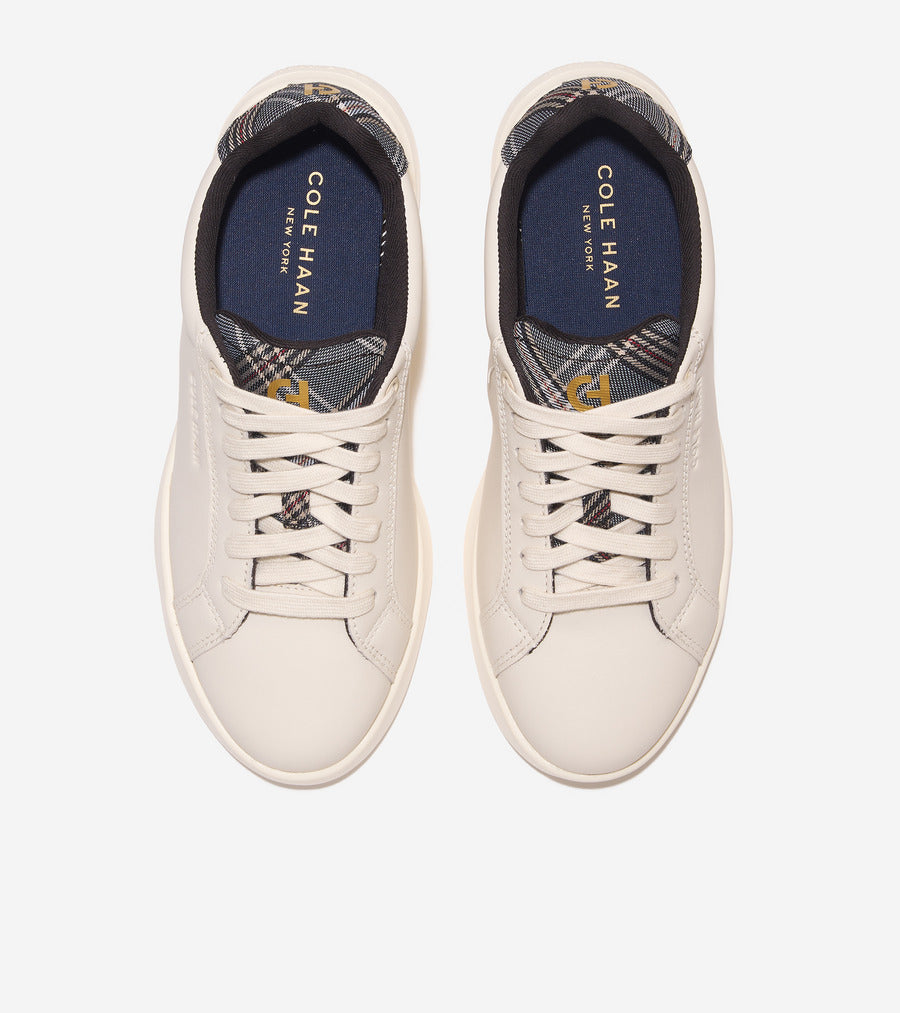 Women's Grand Crosscourt Tennis 2.0 Sneaker.