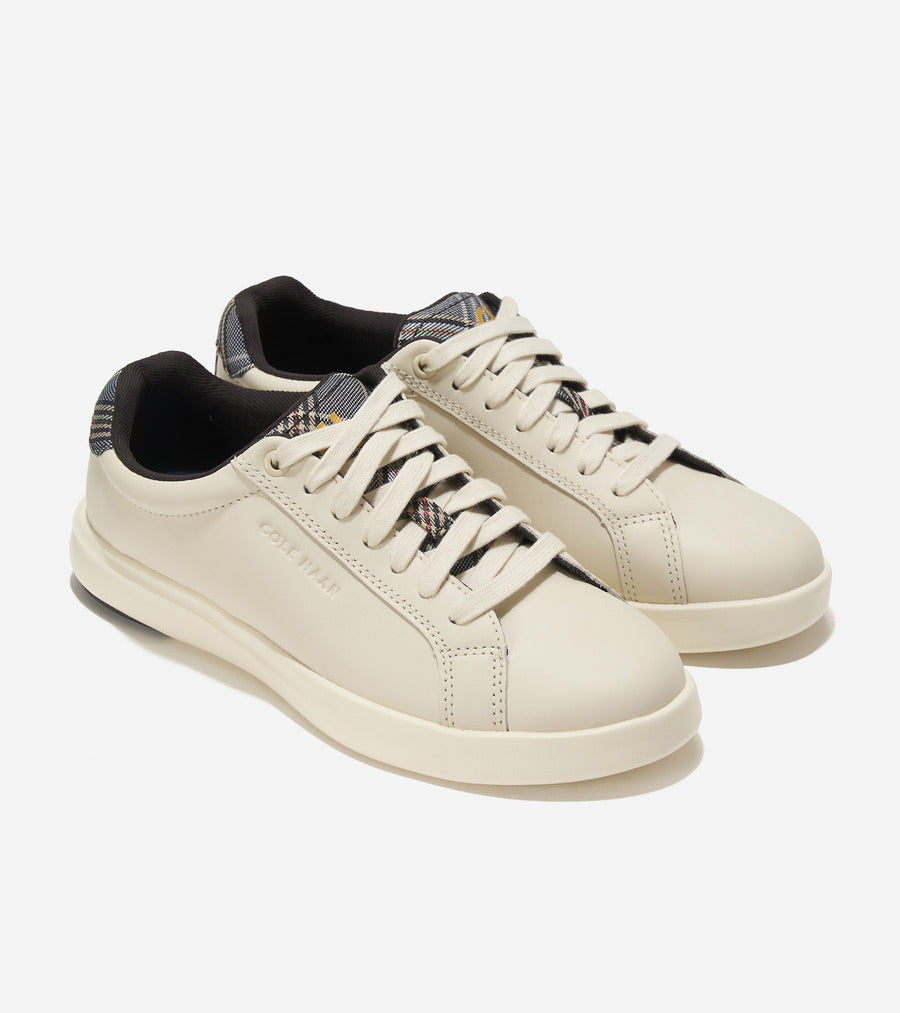 Women's Grand Crosscourt Tennis 2.0 Sneaker.